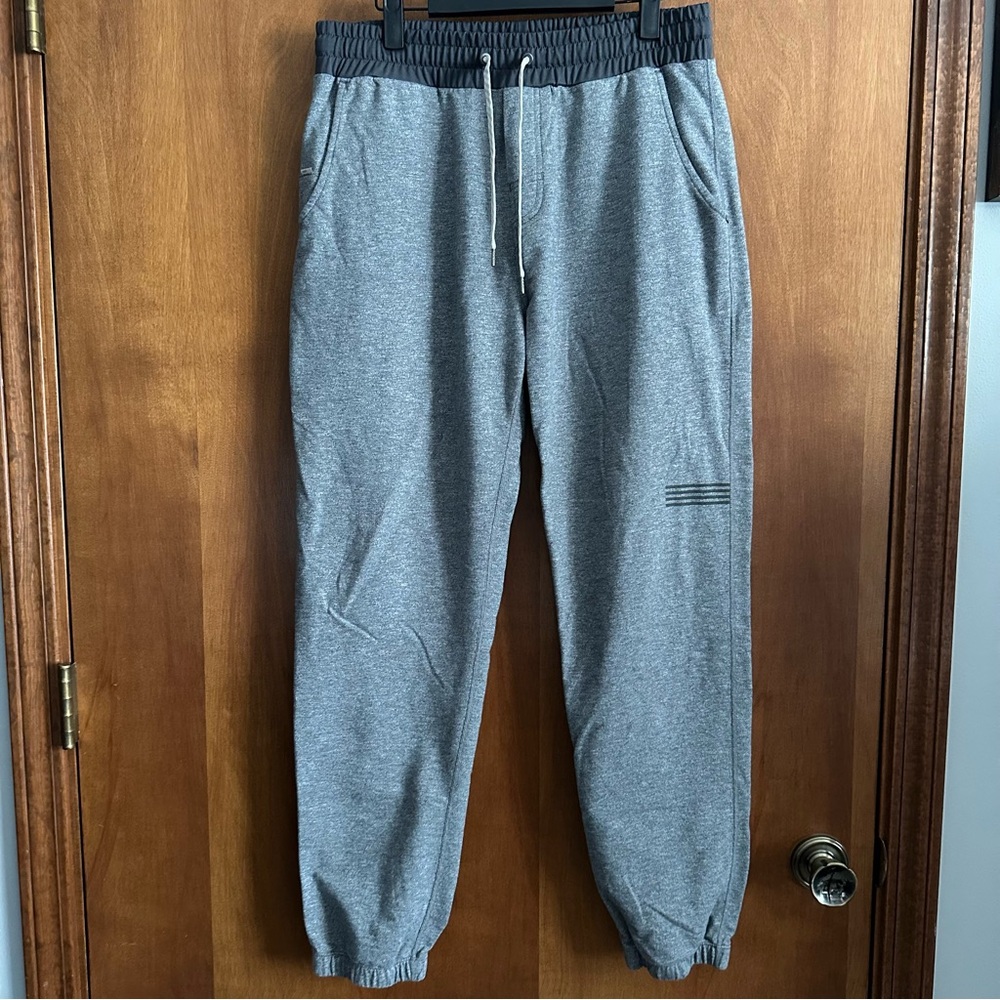 Vuori Men’s Joggers Sweatpants Gray Large